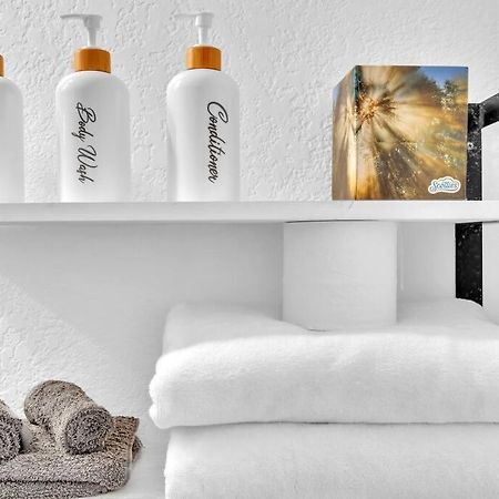 Garden Suite 4-Hosted By Sweetstay Μαϊάμι Μπιτς Εξωτερικό φωτογραφία